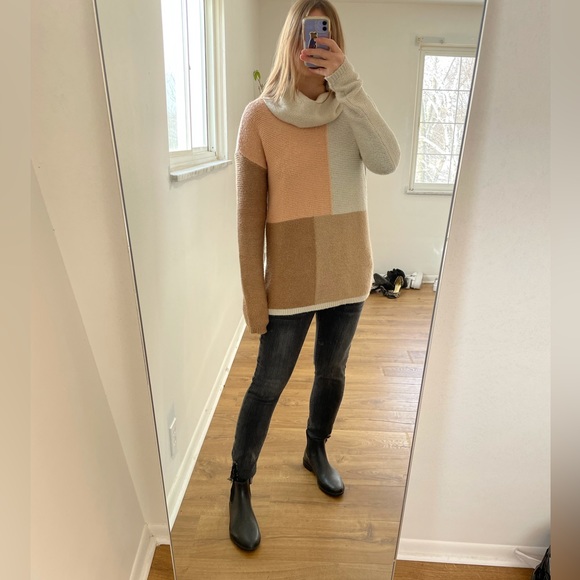 Cowl Turtleneck oversized long colorblock fuzzy knit sweater soft size medium - Picture 2 of 12